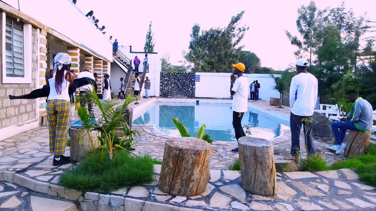 Pool 1